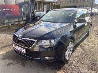 Škoda Superb 2,0 TDi CR 125kW DSG 4x4  Navi sedan