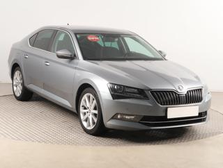 Škoda Superb 2.0 TDI 140kW sedan