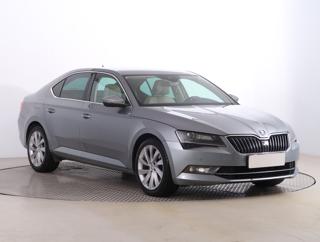 Škoda Superb 2.0 TDI 140kW sedan