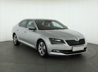 Škoda Superb 2.0 TDI 140kW sedan