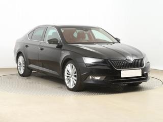 Škoda Superb 2.0 TSI 206kW sedan