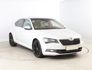 Škoda Superb 2.0 TDI 140kW sedan