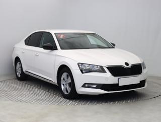 Škoda Superb 2.0 TDI 110kW hatchback