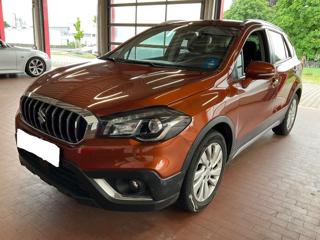 Suzuki SX4 S-Cross 1,4 VVTi  PREMIUM JEN 32 000km SUV