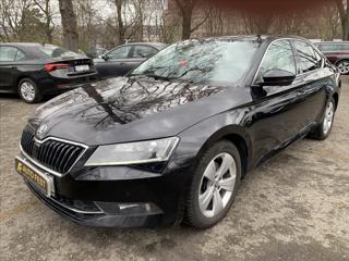 Škoda Superb 1,5 TSI,ČR sedan