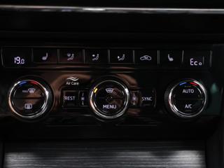 Škoda Superb 1,4 TSI 115kW Style DSG CZ DPH iV sedan - Foto 21