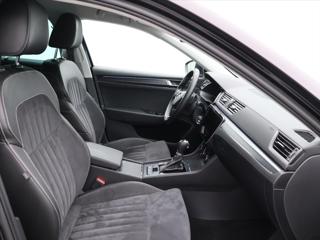 Škoda Superb 1,4 TSI 115kW Style DSG CZ DPH iV sedan - Foto 12