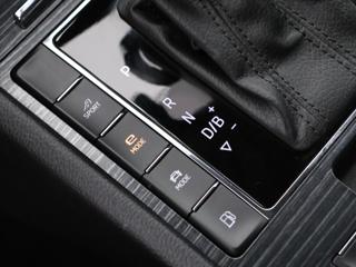 Škoda Superb 1,4 TSI 115kW Style DSG CZ DPH iV sedan - Foto 22