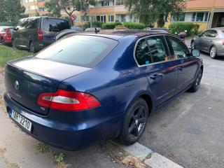 Škoda Superb 1,9 TDI sedan - Foto 7