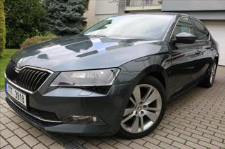 Škoda Superb 2,0 110Kw, ČR, Tažné sedan