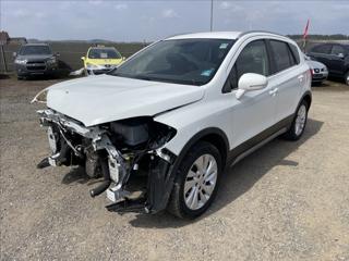 Suzuki SX4 S-Cross 3,0 DDiS 88kw 4x4 havarované, bez koroze SUV