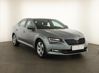 Škoda Superb 2.0 TDI 110kW sedan