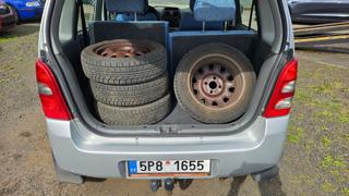 Suzuki Wagon R 1.3i + sada zimní kola! hatchback - Foto 15
