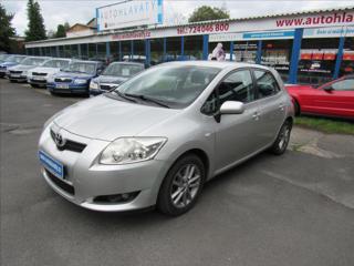 Toyota Auris 2,0 D4-D Sol hatchback