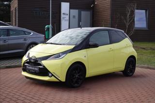 Toyota Aygo 1,0 VVT-i  Benefit Selection x-travagant hatchback