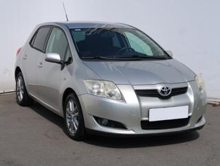 Toyota Auris 2.0 D-4D 93kW hatchback