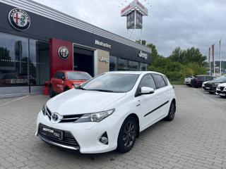 Toyota Auris 2014, 1798 ccm, 73 kW, benzin hatchback