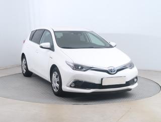 Toyota Auris Hybrid 100kW hatchback