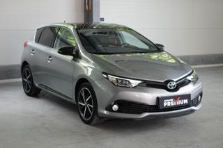 Toyota Auris 1.2 T hatchback