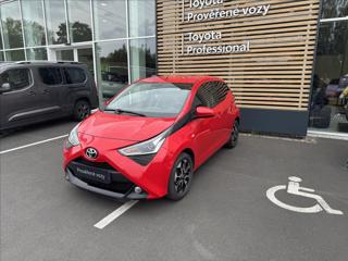 Toyota Aygo 1,0 X-PRESSION hatchback