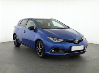 Toyota Auris Hybrid 100kW hatchback