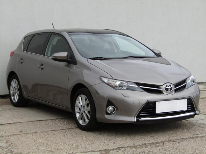 Toyota Auris - ilustrační obrázek