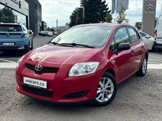 Toyota Auris 1,3 VVT-i  CZ alu kola hatchback