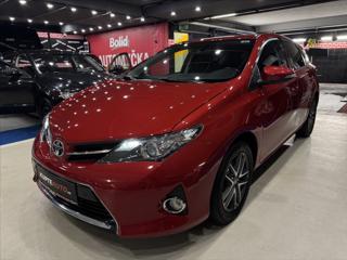 Toyota Auris 1,6 i - 2x Kola! hatchback