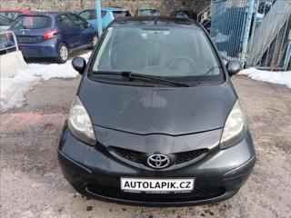 Toyota Aygo 1,0 VVTi  Cool hatchback