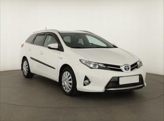 Toyota Auris Hybrid 100kW kombi