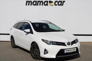 Toyota Auris 2.0 D-4D 91kW SERVISNÍ KN. ČR kombi