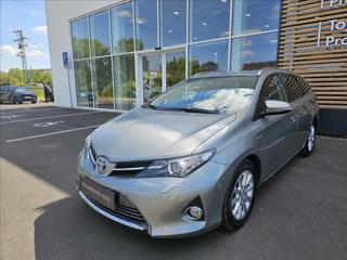 Toyota Auris 1,8 AT STYLE TS kombi