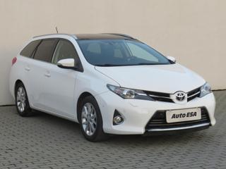 Toyota Auris 2.0i kombi