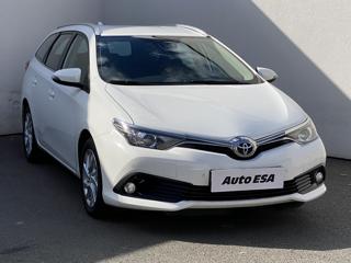 Toyota Auris 1.6 i, 1.maj, Serv.kniha, ČR kombi