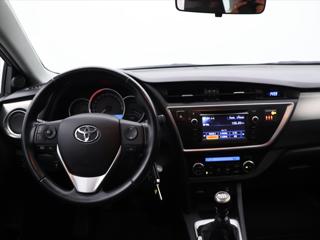 Toyota Auris 1,6 i 97kW Serv. Kniha 1.Maj. kombi - Foto 18