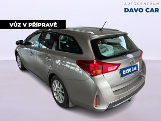 Toyota Auris 1,6 i 97kW Serv. Kniha 1.Maj. kombi - Foto 4