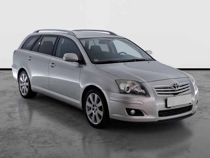Vůz s VIN SB1EJ56L10E099324