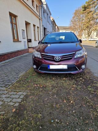 Toyota Avensis 1,8   3/2012, 108 kW, automa kombi