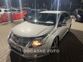 Toyota Avensis 2.0 D-4D, 1.maj, ČR kombi