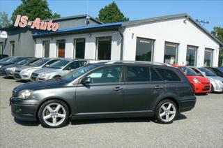 Toyota Avensis 2,2 D4-D kombi