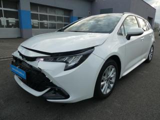 Toyota Corolla Kombi 1,8i hybrid navigace kombi