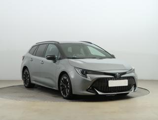 Toyota Corolla 2.0 Hybrid 132kW kombi