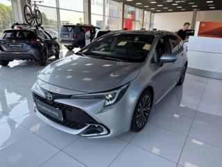 Toyota Corolla 1,8 HYBRID Style 2024 kombi