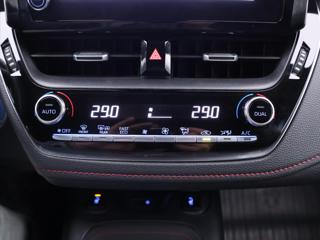 Toyota Corolla 1,8 HB Executive Aut. DPH CZ 1.Maj. kombi - Foto 20