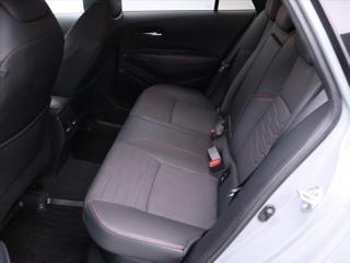 Toyota Corolla 1,8 HB Executive Aut. DPH CZ 1.Maj. kombi - Foto 13