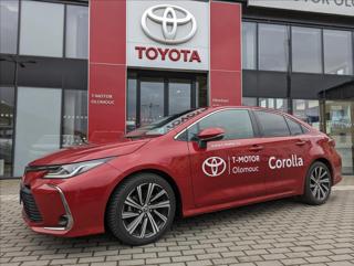Toyota Corolla 1,5 Comfort Tech Style Automat sedan