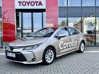 Toyota Corolla 1,5 Comfort + Tech   6 MT sedan