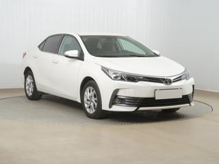 Toyota Corolla 1.6 Valvematic 97kW sedan