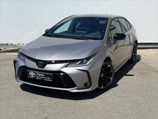 Toyota Corolla 1,8 GR Sport + Dynamic sedan