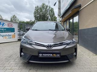 Toyota Corolla 1.6-AUTOMAT-KAMERA-NÍZKÉ KM sedan